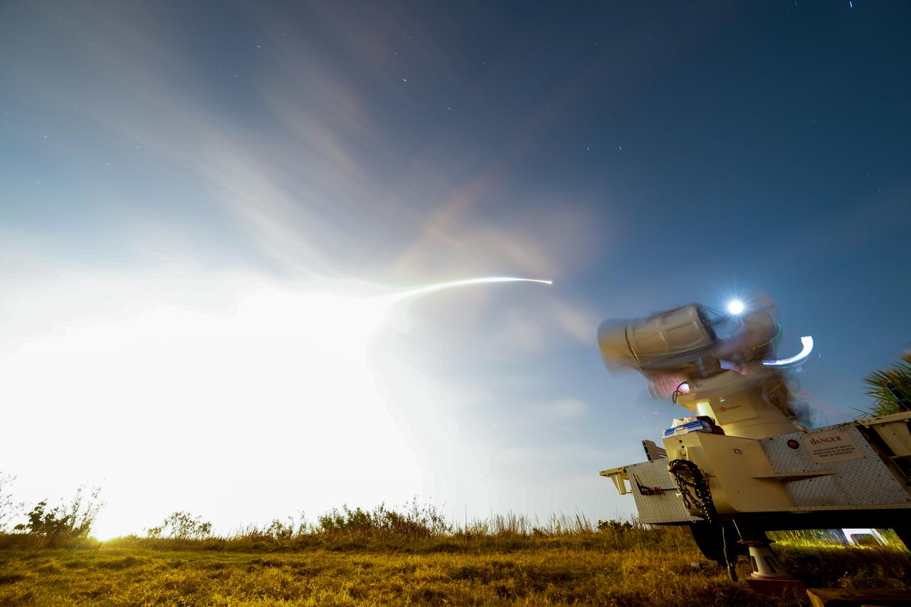 NASA’s Space Launch System (SLS) rocket with the Orion spacecraft atop launches the agency’s Artemis I flight test, Wednesday, Nov. 16 from Launch Complex 39B at NASA’s Kennedy Space Center in Florida. The Moon rocket and spacecraft lifted off at 1:47 a.m. ET. The Artemis I mission is the first integrated test of the agency’s deep space exploration systems: the Space Launch System rocket, Orion spacecraft, and supporting ground systems. The mission is the first in a series of increasingly complex missions to the Moon. With Artemis missions, NASA will land the first woman and first person of color on the Moon, using innovative technologies to explore more of the lunar surface than ever before.